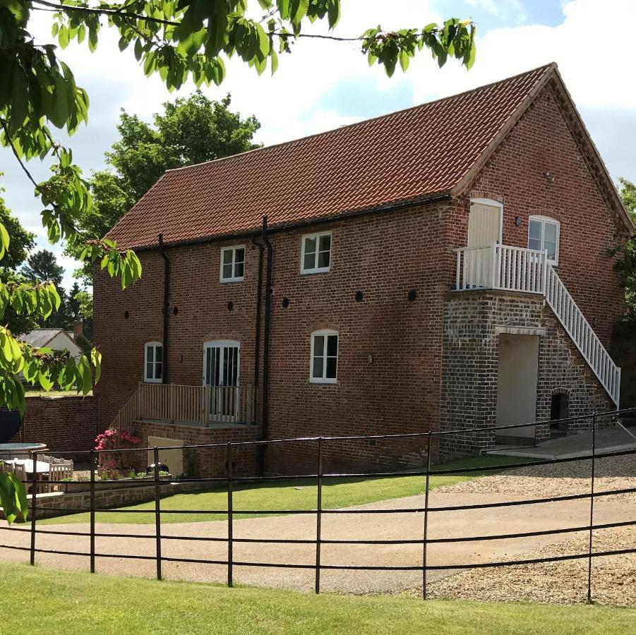 The Red Barn At Goadby Marwood Hostal Exterior foto